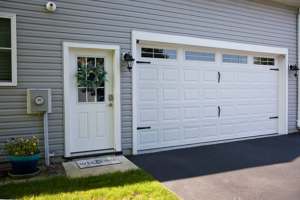 24/7 Emergency Garage Door Panel Replacement experts in Warm Beach, WA